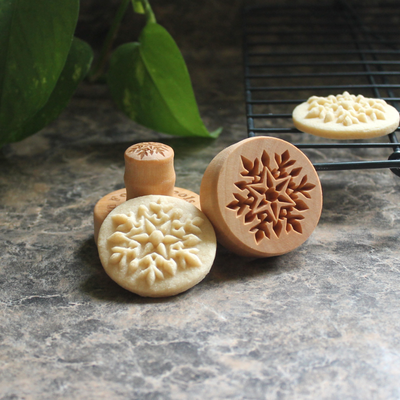 Snowflake Mini Cookie Stamp CSm-012